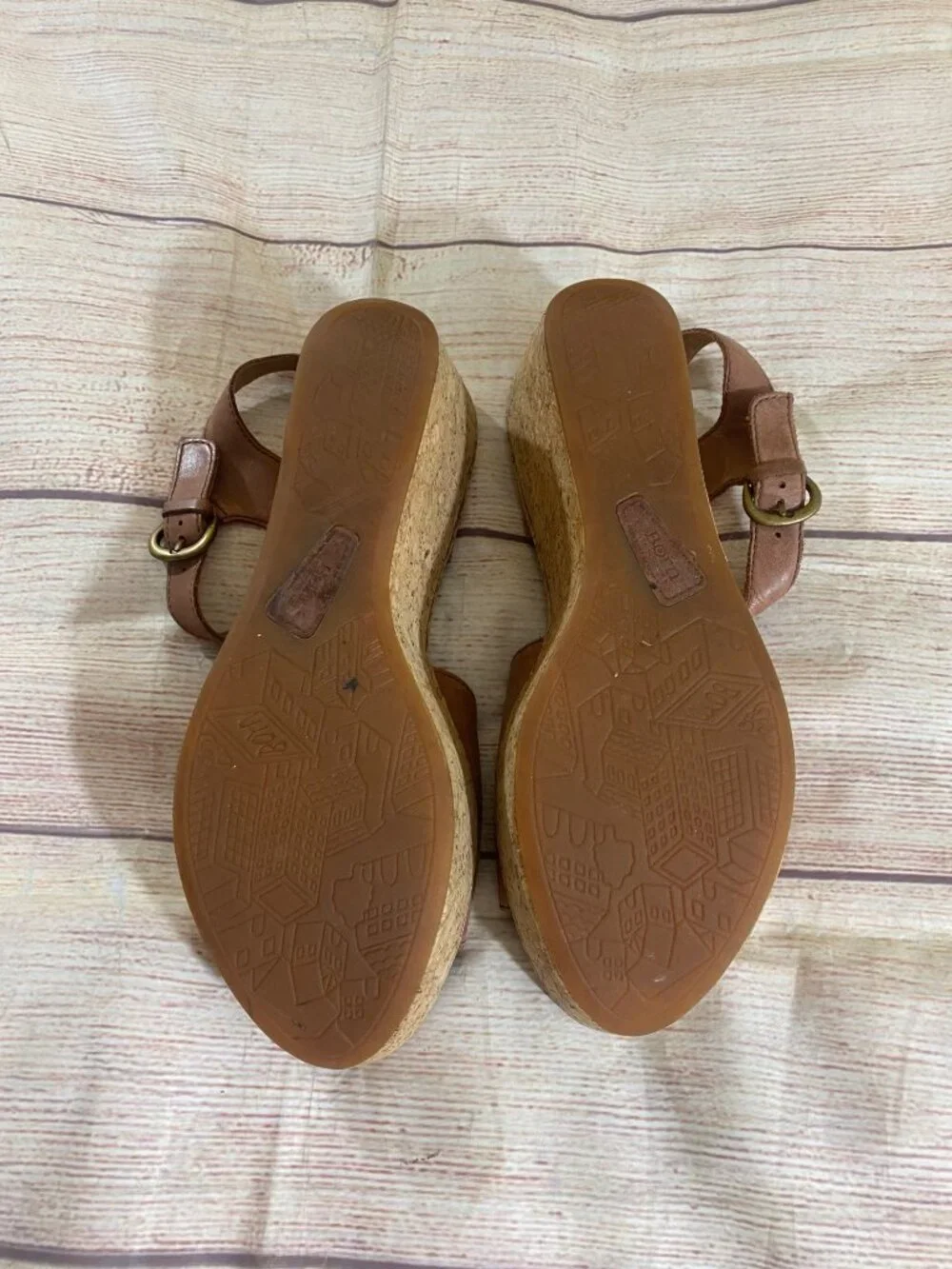 Born Women's Alaina Brown Leather WedgeSandals Platforms - 9